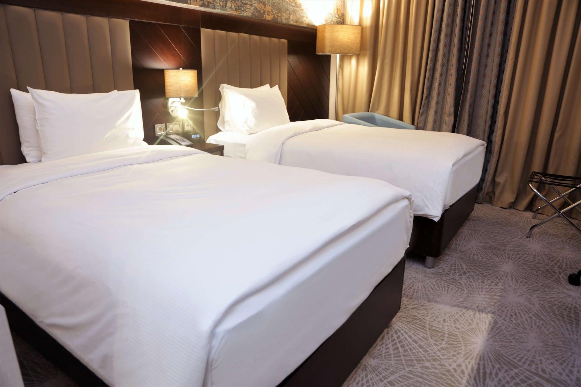 Готель Doubletree By Hilton Istanbul Umraniye Екстер'єр фото A room at the hotel