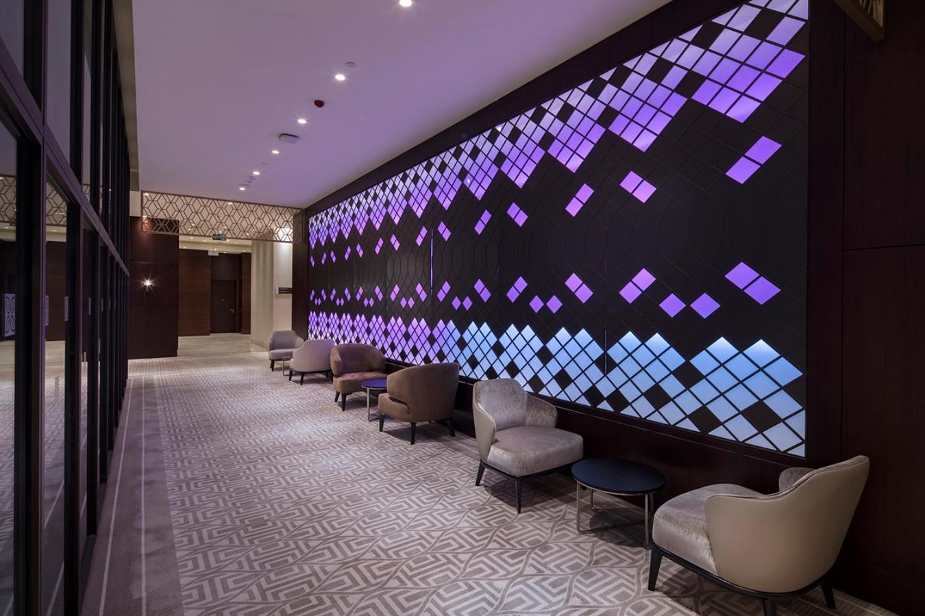 Готель Doubletree By Hilton Istanbul Umraniye Екстер'єр фото The lobby of the hotel
