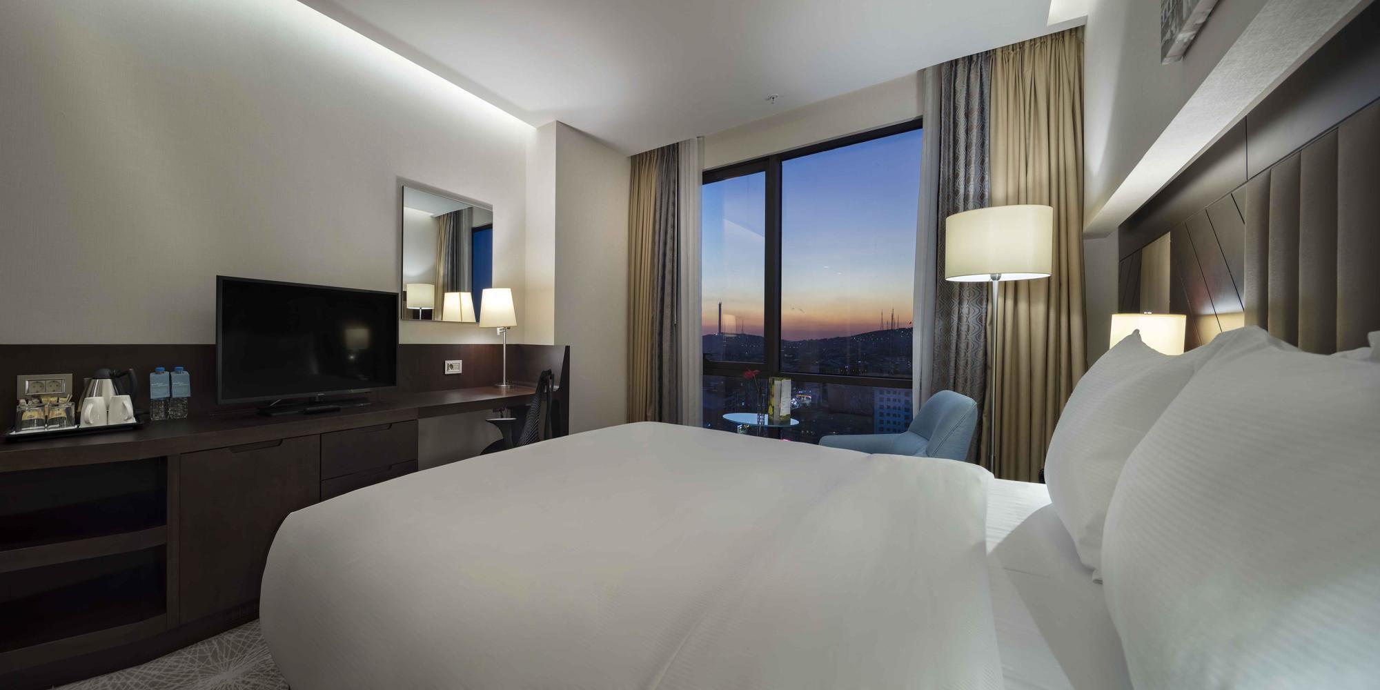 Готель Doubletree By Hilton Istanbul Umraniye Екстер'єр фото Deluxe room
