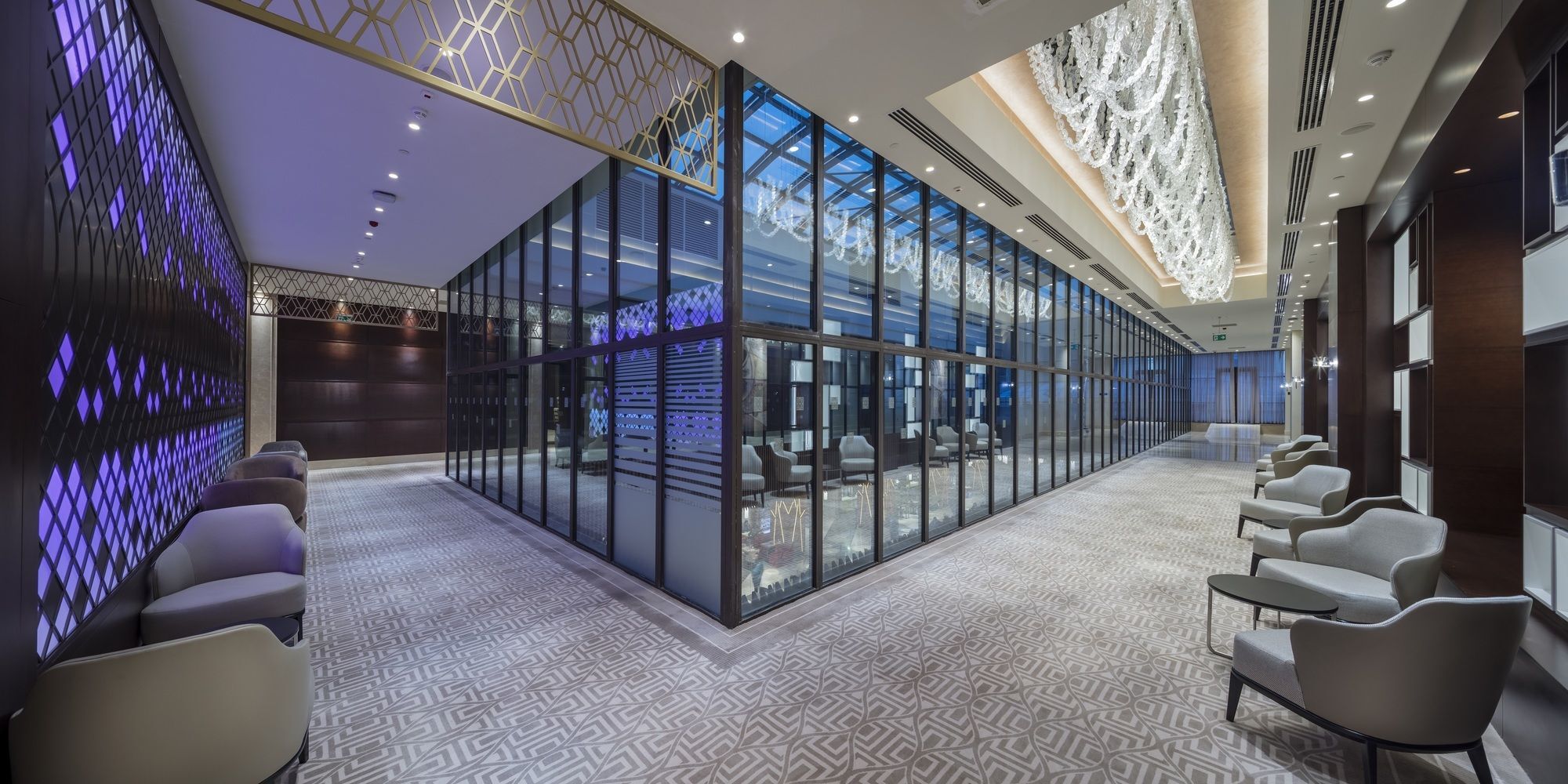 Готель Doubletree By Hilton Istanbul Umraniye Екстер'єр фото The interior of the lounge