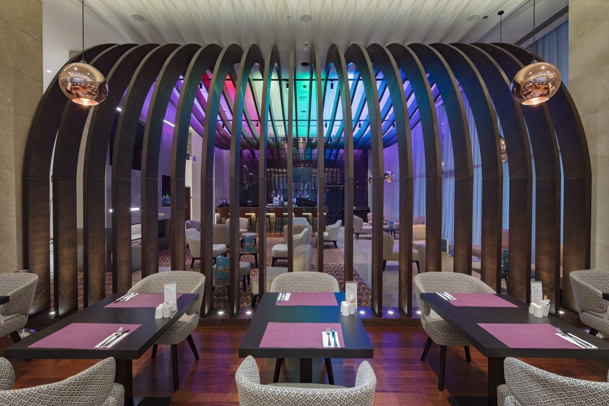 Готель Doubletree By Hilton Istanbul Umraniye Екстер'єр фото The interior of the restaurant